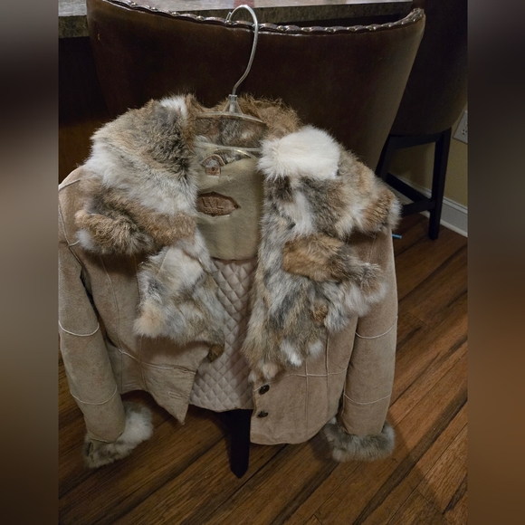 Jacket - Picture 2 of 5